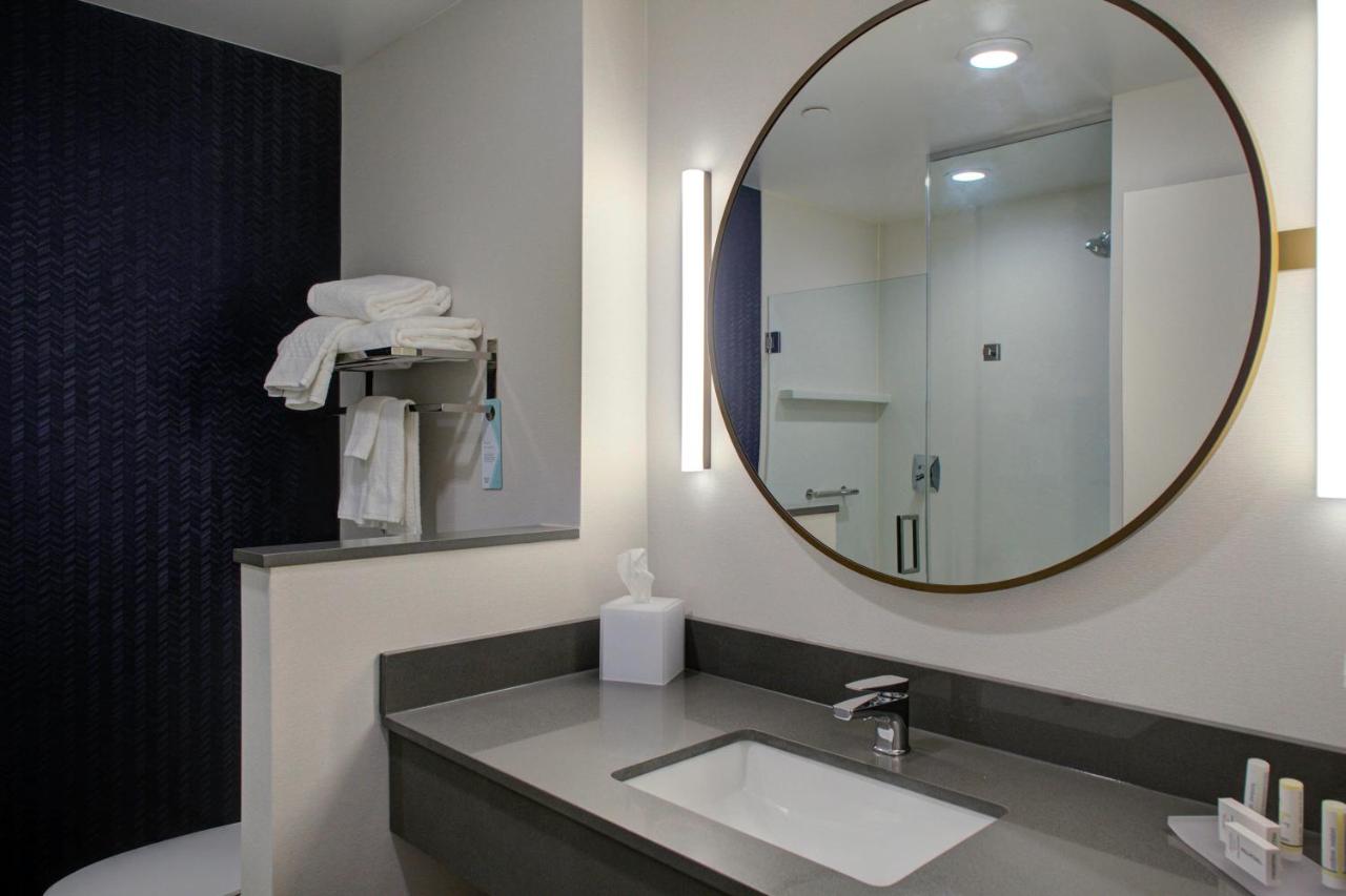 | Fairfield Inn & Suites by Marriott Allentown West