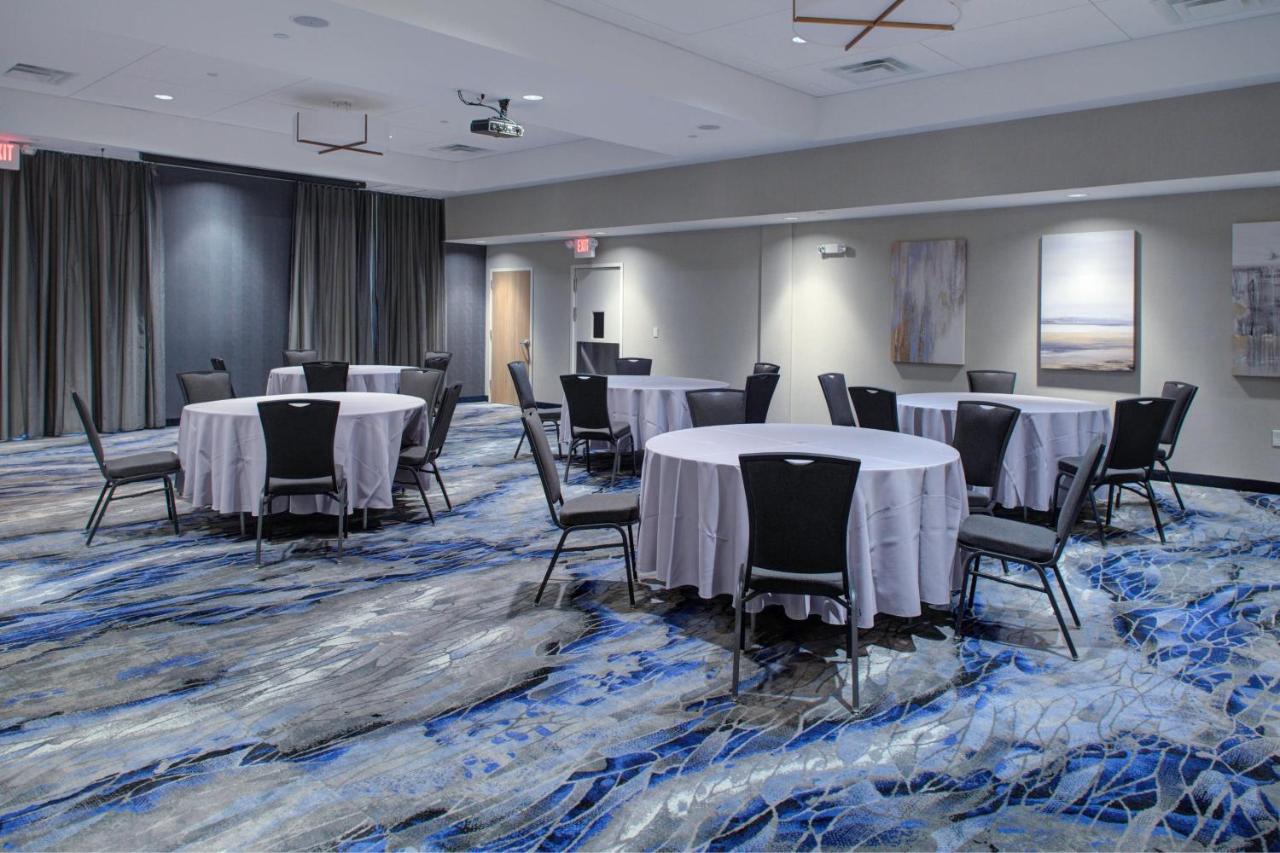 | Fairfield Inn & Suites by Marriott Allentown West