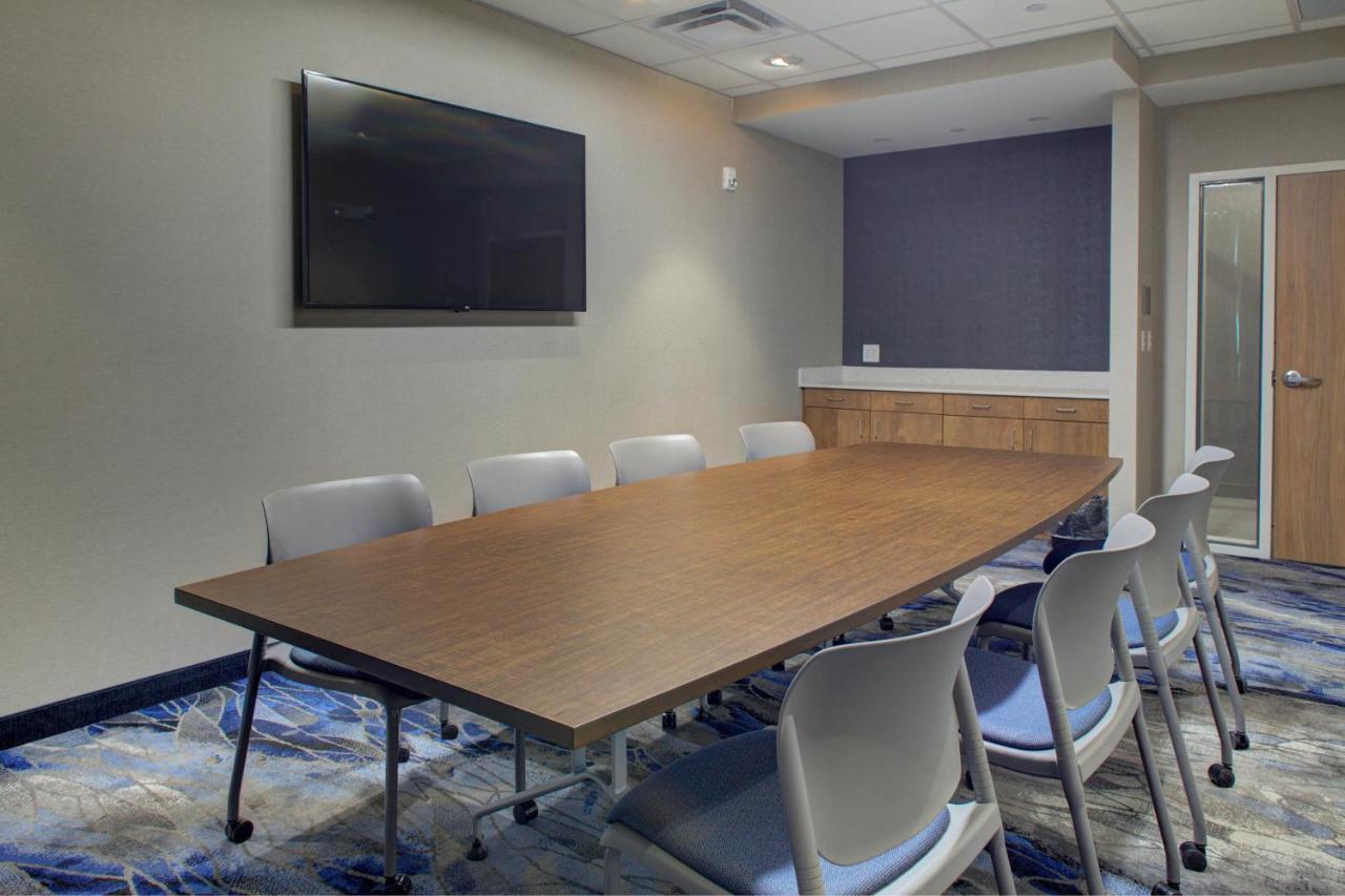 | Fairfield Inn & Suites by Marriott Allentown West