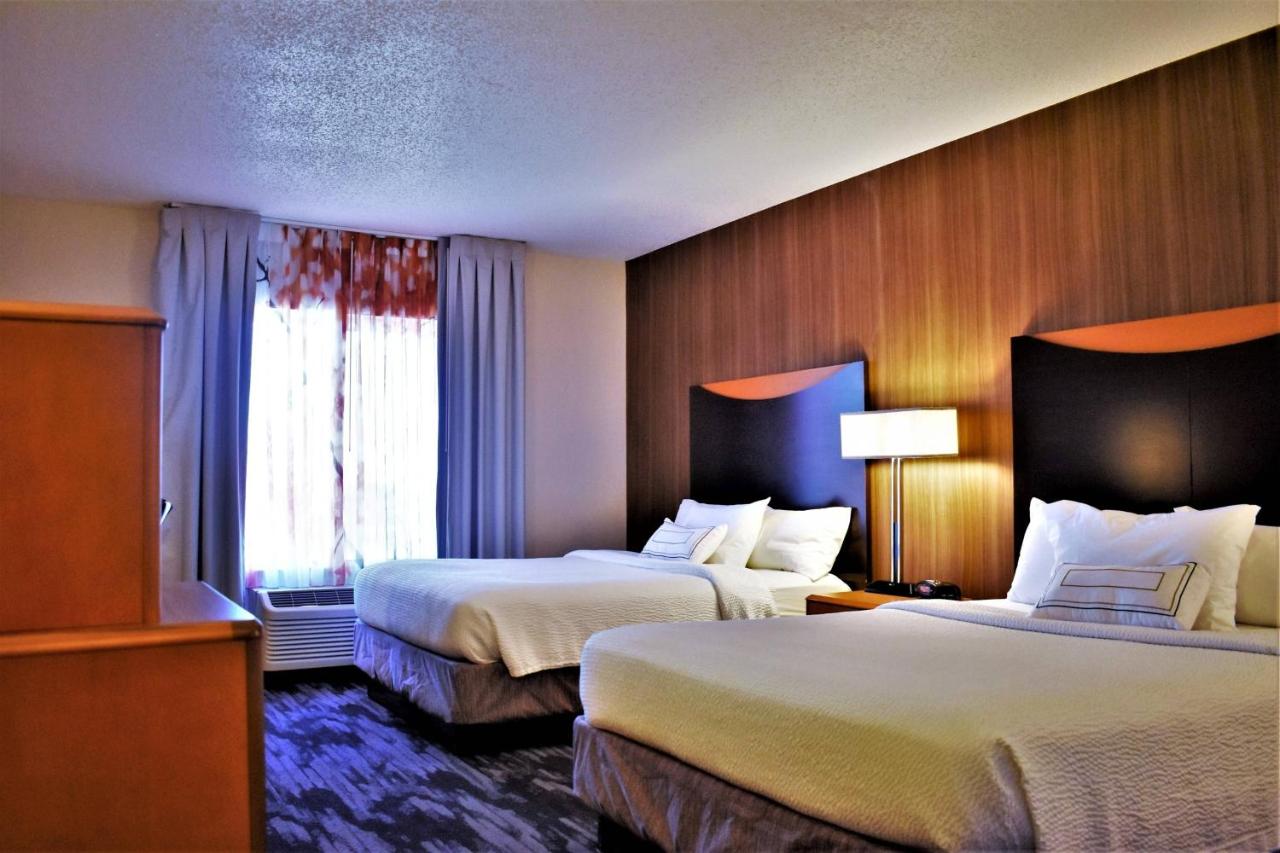 | Fairfield Inn & Suites Strasburg Shenandoah Valley