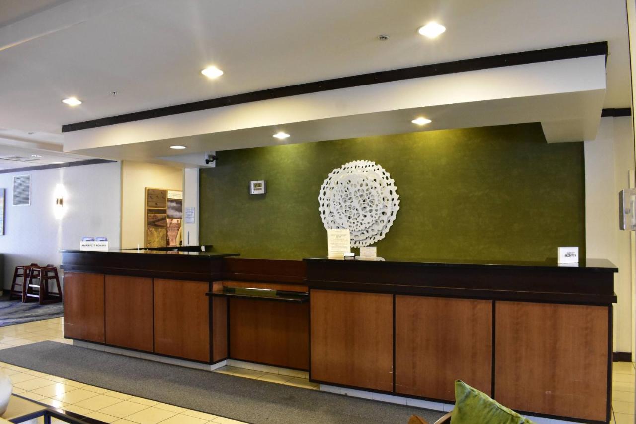 | Fairfield Inn & Suites Strasburg Shenandoah Valley