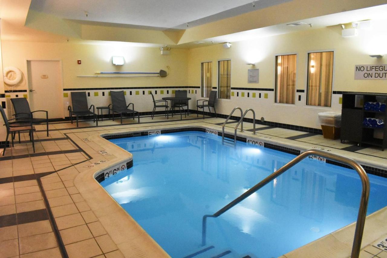 | Fairfield Inn & Suites Strasburg Shenandoah Valley