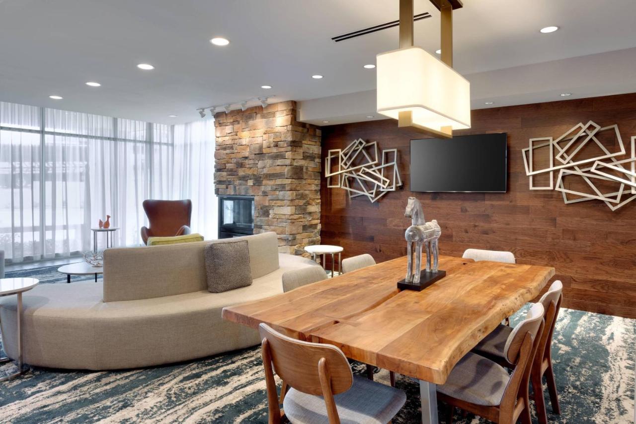  | Fairfield Inn & Suites by Marriott Springfield North