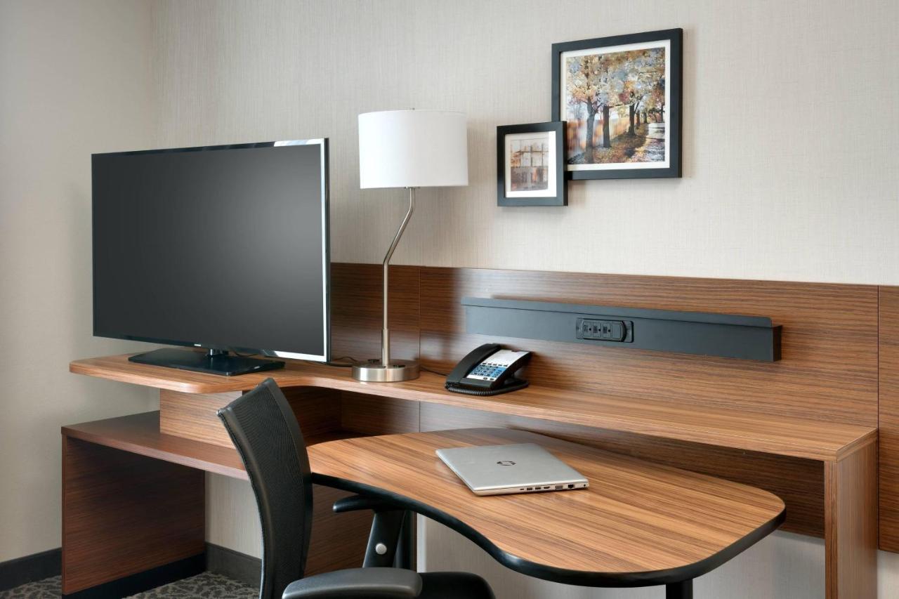  | Fairfield Inn & Suites by Marriott Springfield North