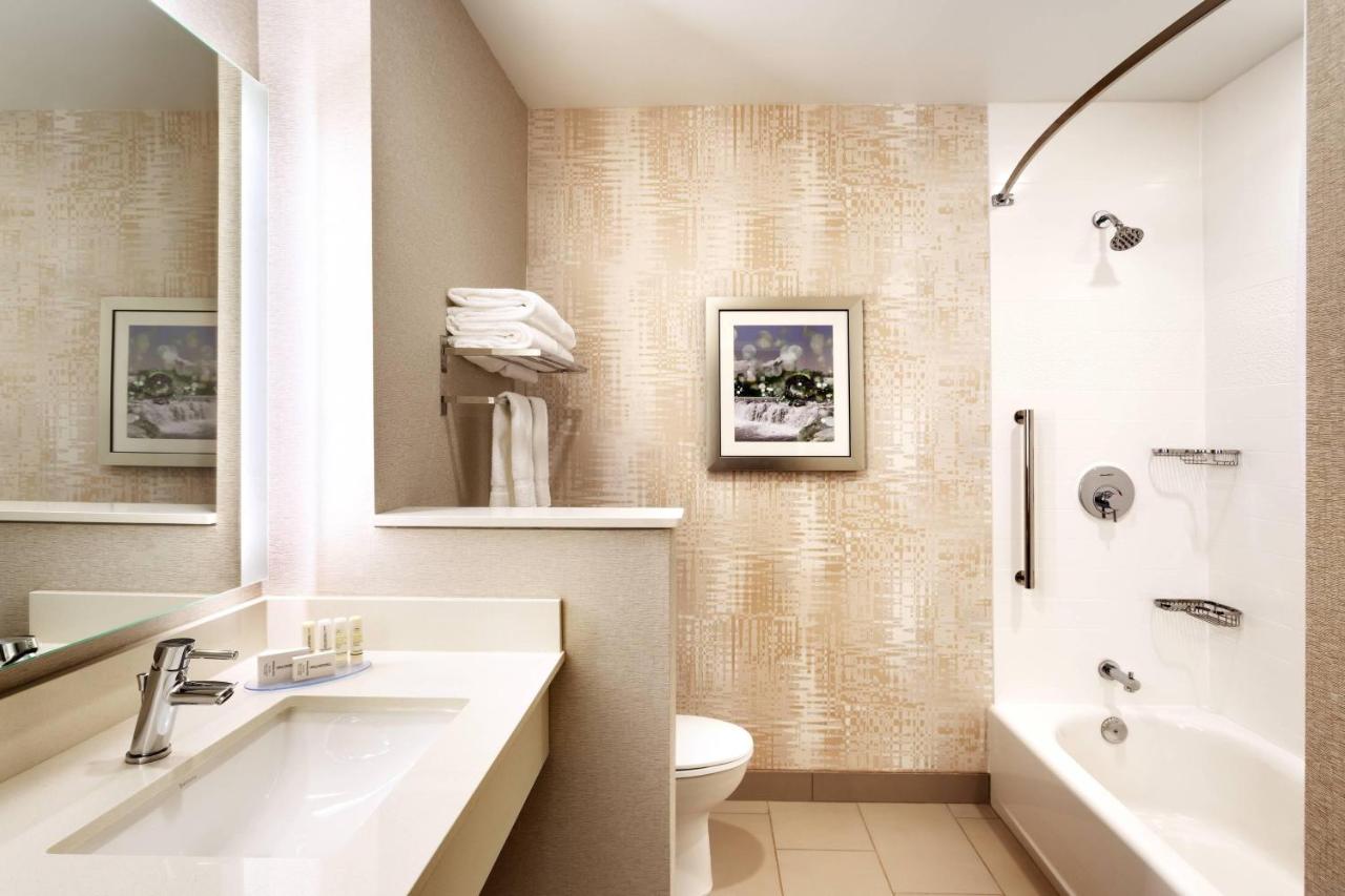 | Fairfield Inn & Suites by Marriott Springfield North
