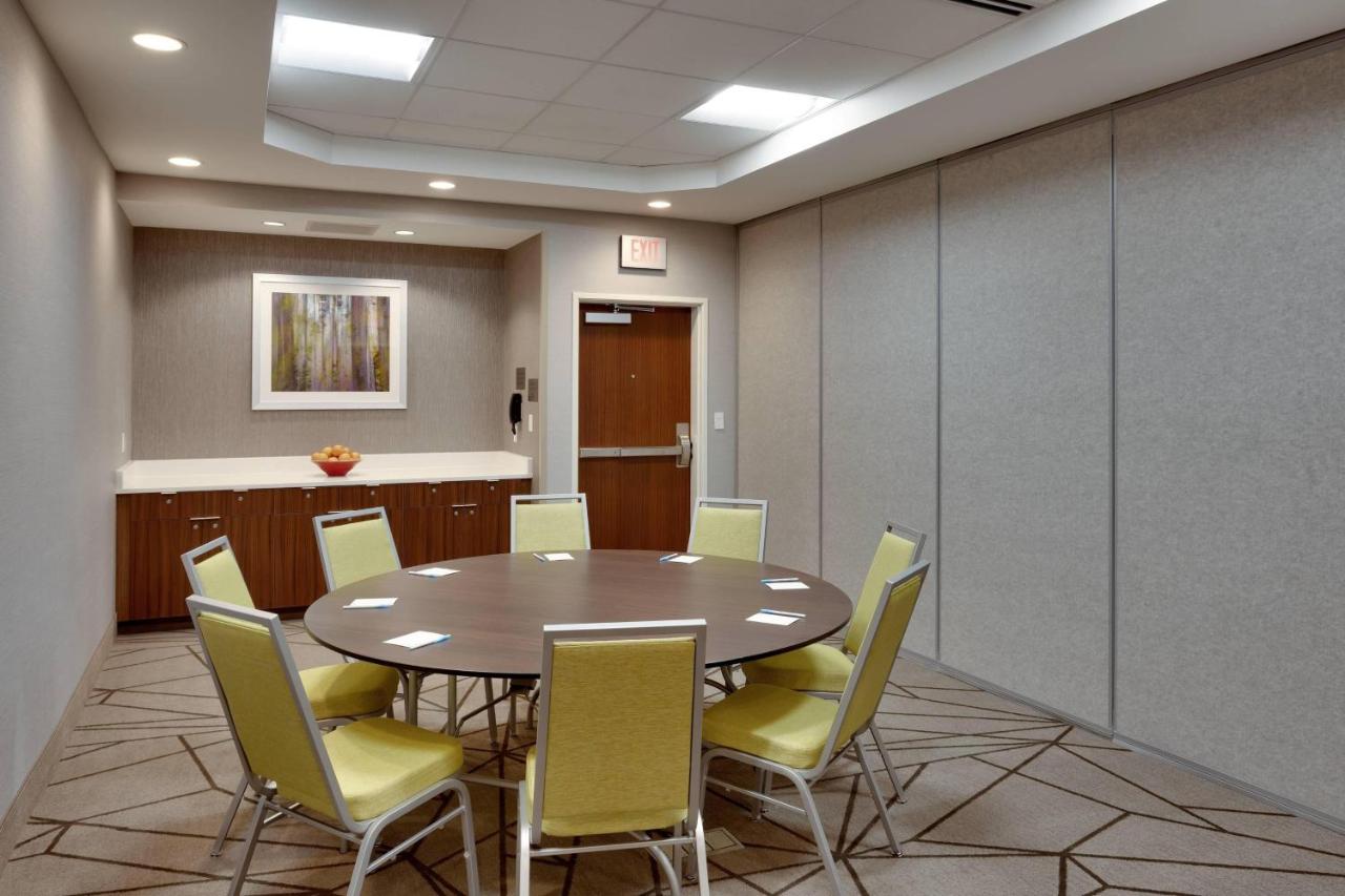  | Fairfield Inn & Suites by Marriott Springfield North