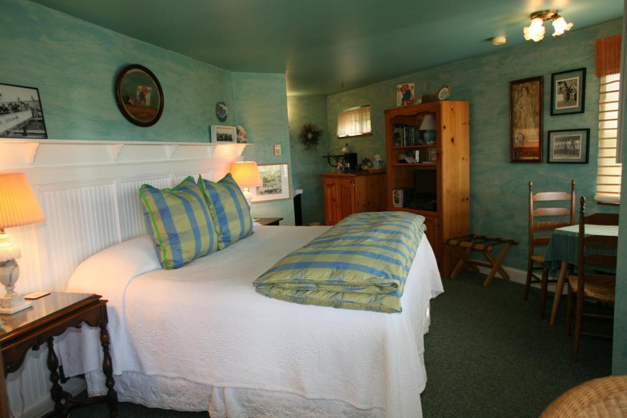 | Country Cottage of Langley