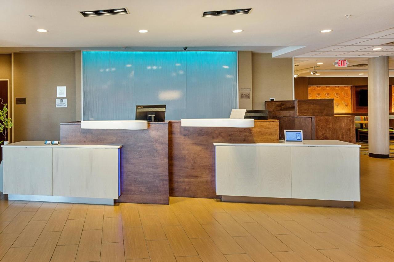 | Fairfield Inn & Suites by Marriott Abingdon