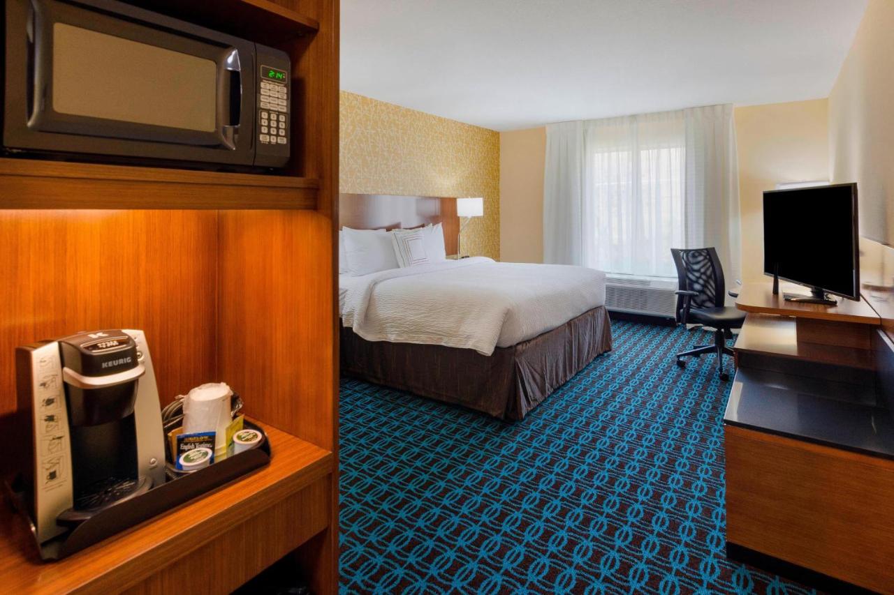 | Fairfield Inn & Suites by Marriott Abingdon