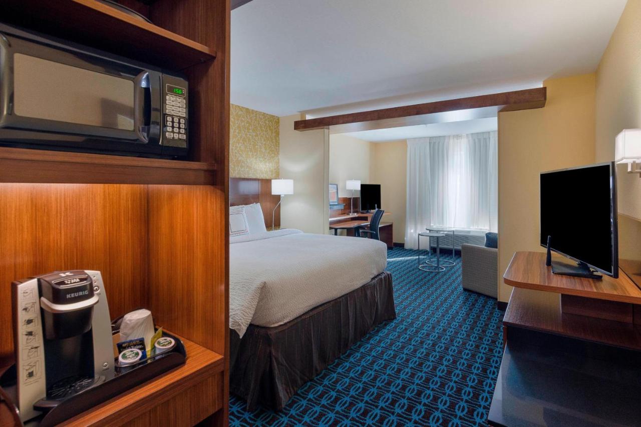 | Fairfield Inn & Suites by Marriott Abingdon