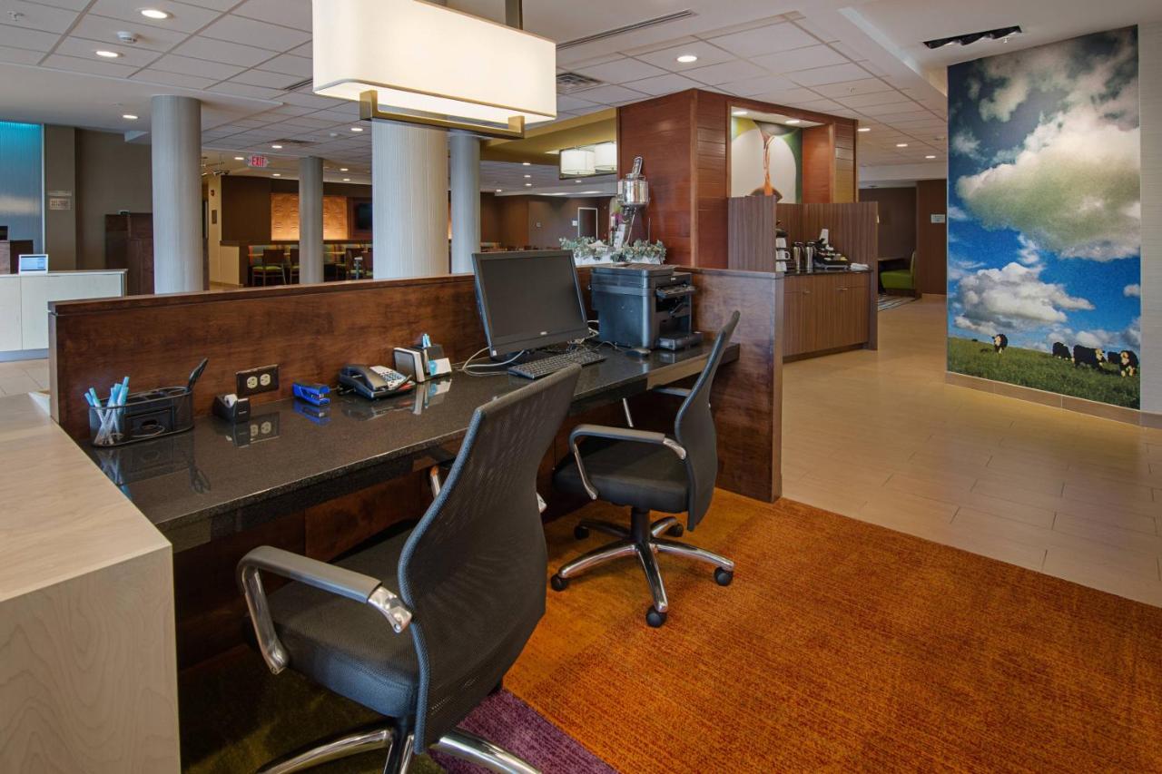 | Fairfield Inn & Suites by Marriott Abingdon