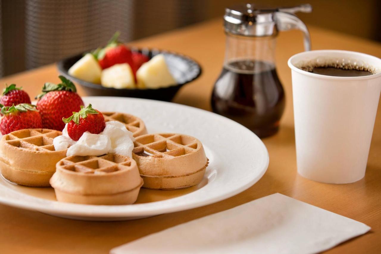 | Fairfield Inn & Suites by Marriott Minneapolis Bloomington/Mall of America