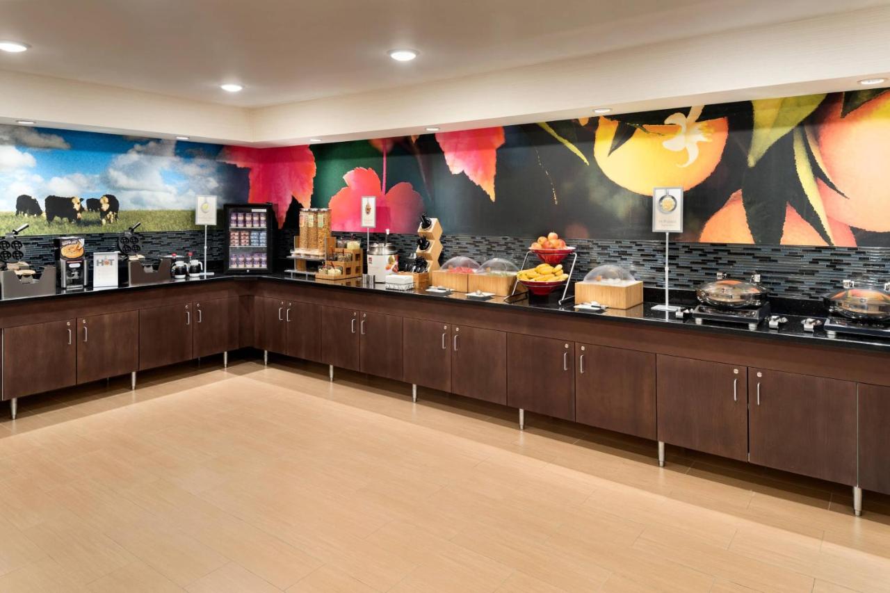 | Fairfield Inn & Suites by Marriott Minneapolis Bloomington/Mall of America