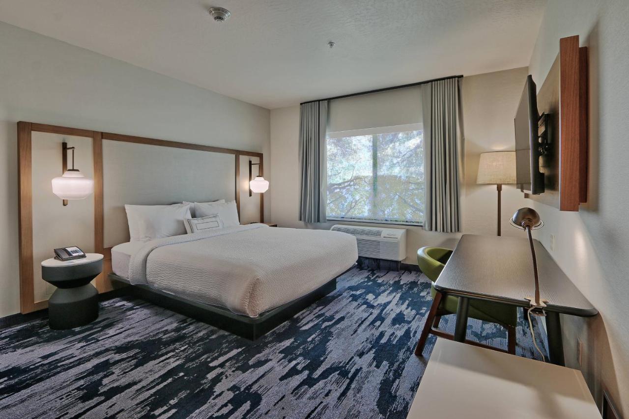 | Fairfield Inn & Suites by Marriott Albuquerque North