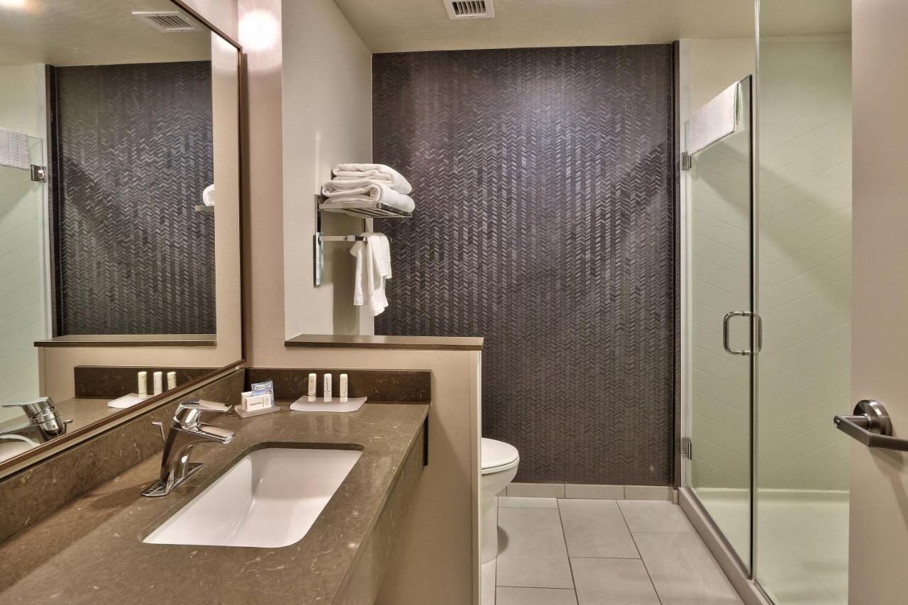 | Fairfield Inn & Suites by Marriott Albuquerque North