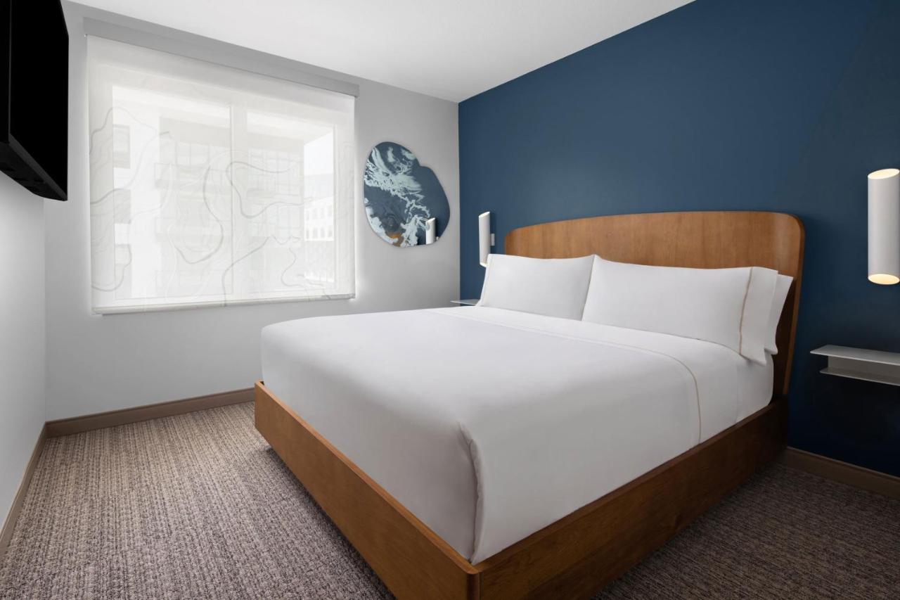 One Bedroom suite with 1 King, Sofa bed at Element by Marriott Tampa Midtown