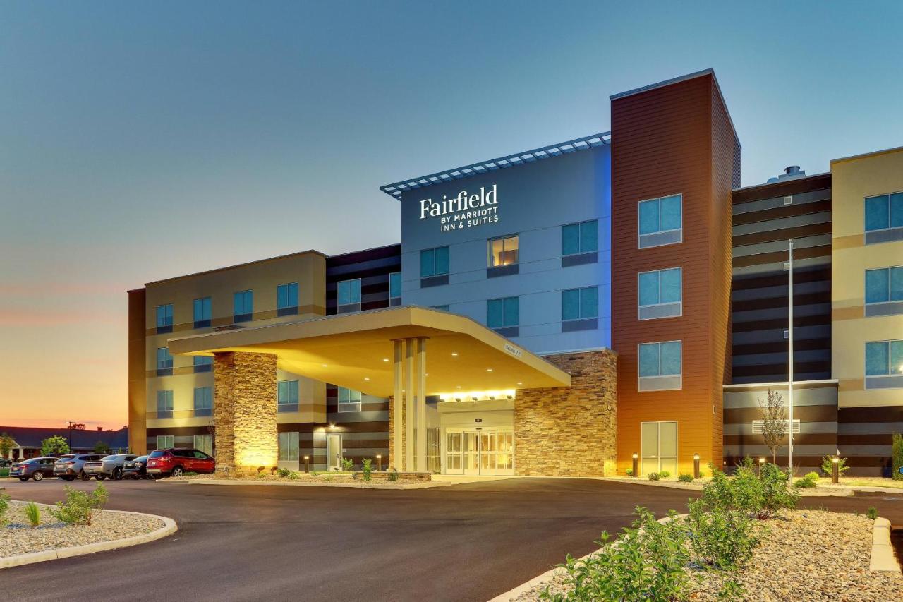 | Fairfield Inn & Suites Warsaw