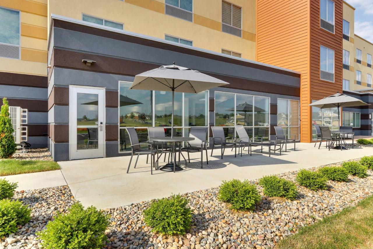 | Fairfield Inn & Suites Warsaw