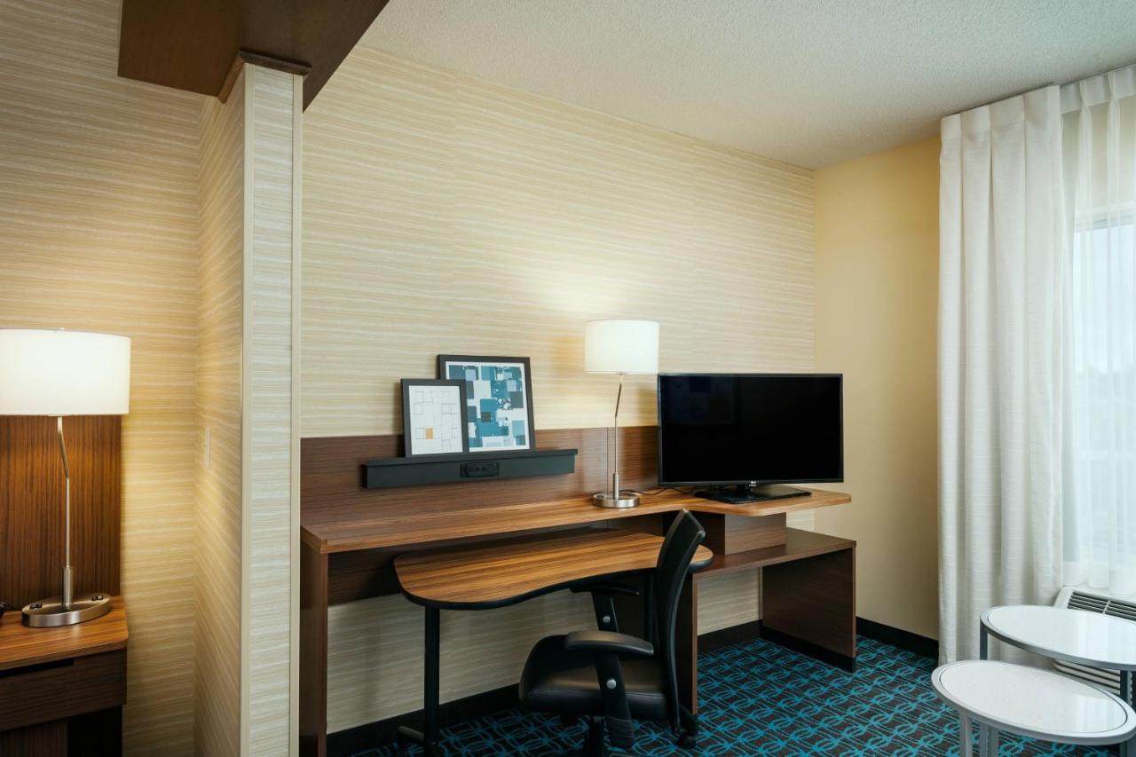 | Fairfield Inn & Suites by Marriott Tacoma DuPont