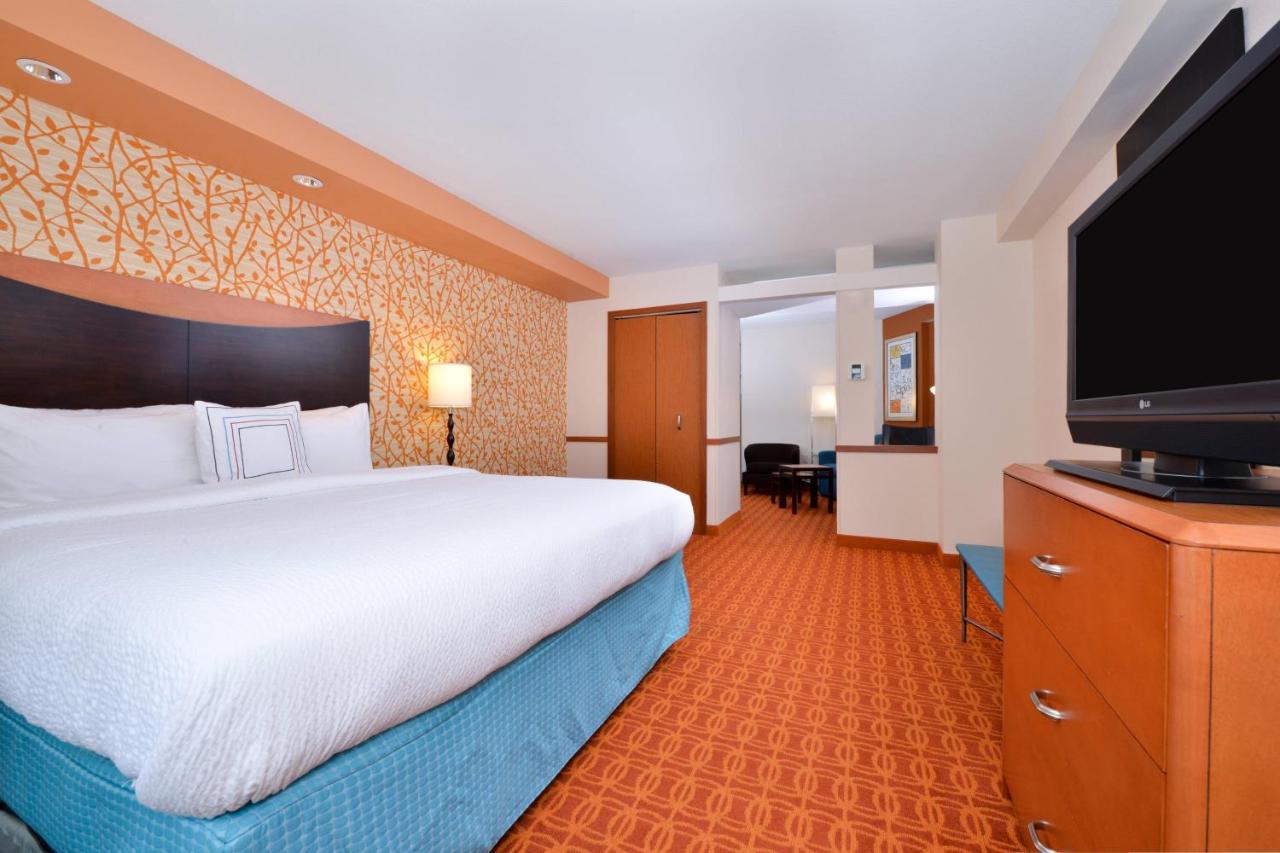 | Fairfield Inn & Suites by Marriott Asheboro