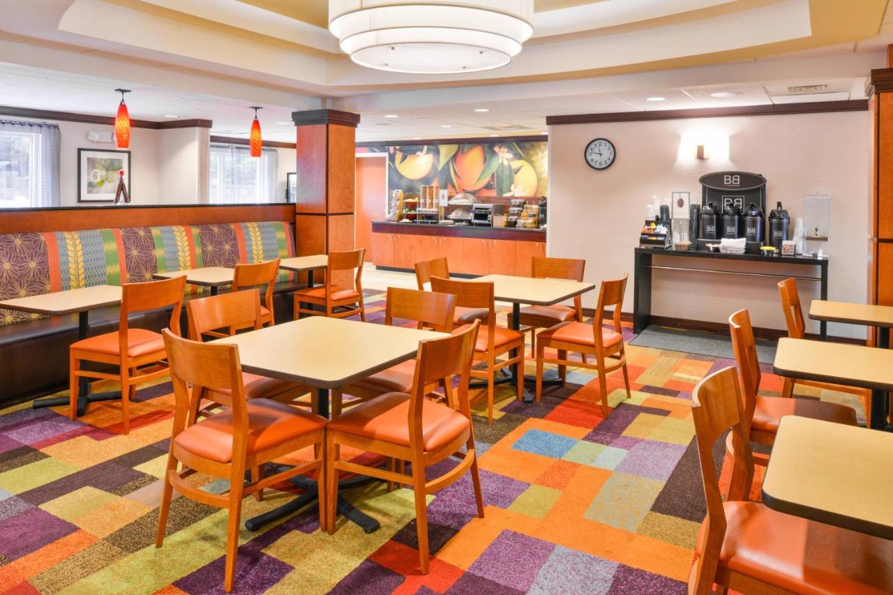 | Fairfield Inn & Suites by Marriott Asheboro