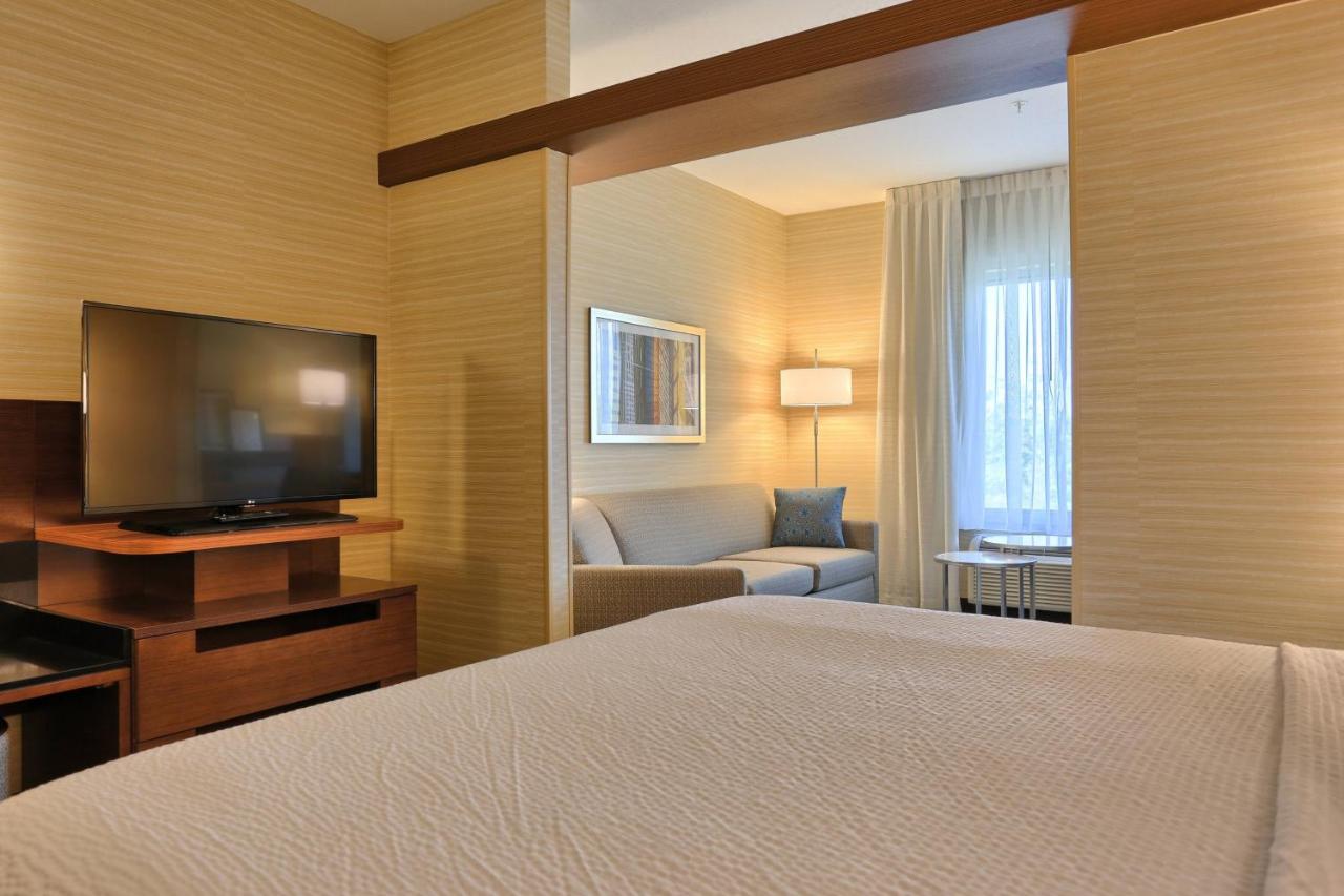 | Fairfield by Marriott Inn & Suites Philadelphia Horsham