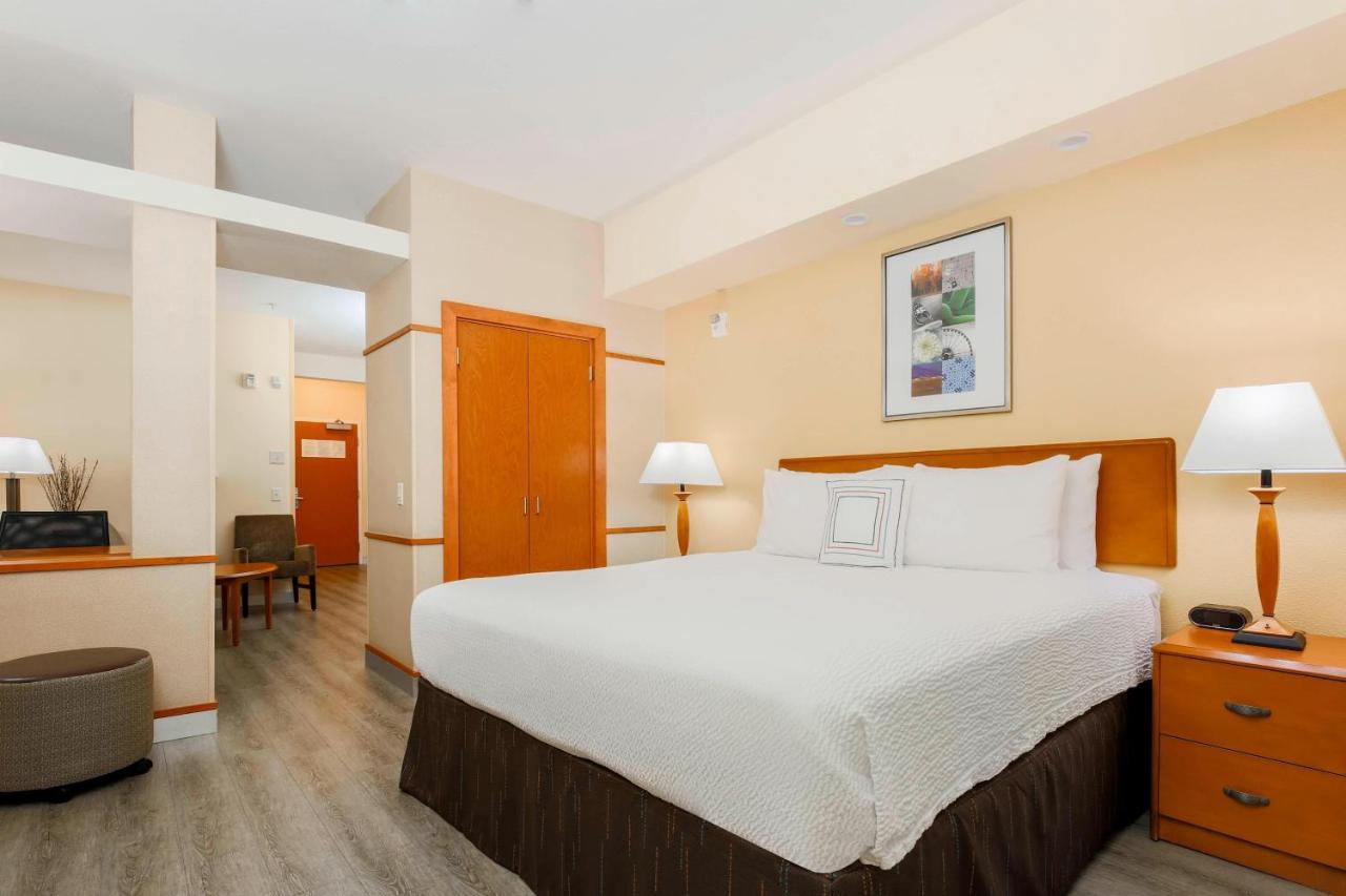  | Fairfield Inn & Suites Temecula