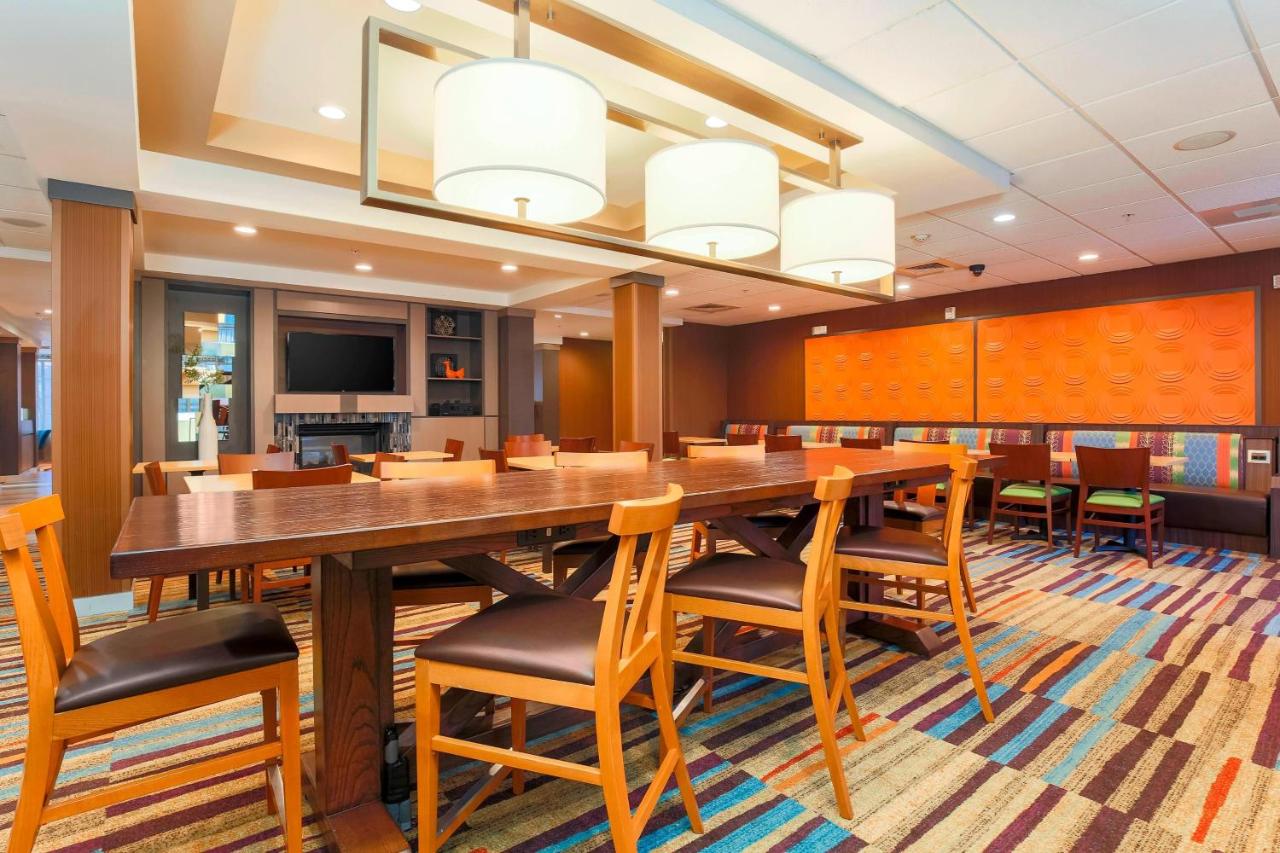 | Fairfield Inn & Suites Temecula