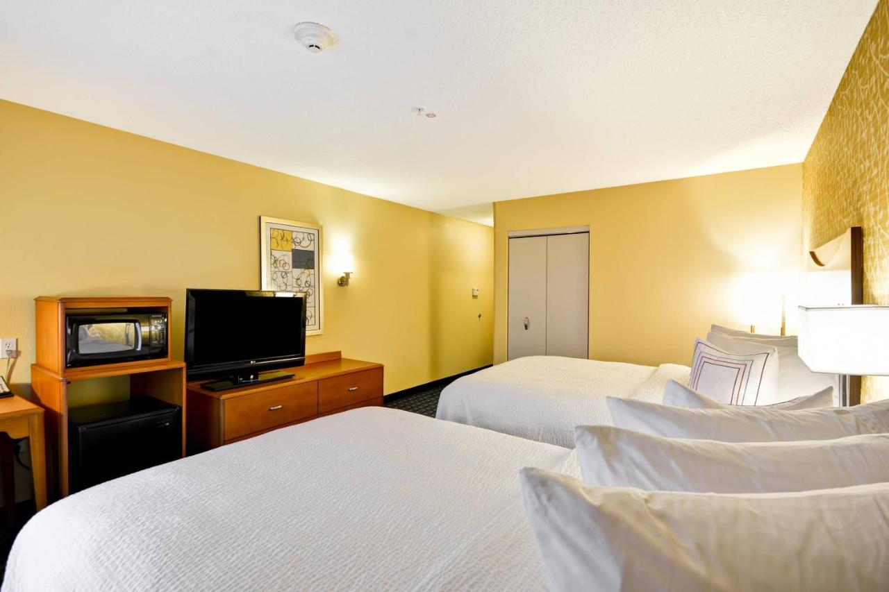 | Fairfield Inn & Suites Tampa Fairgrounds/Casino