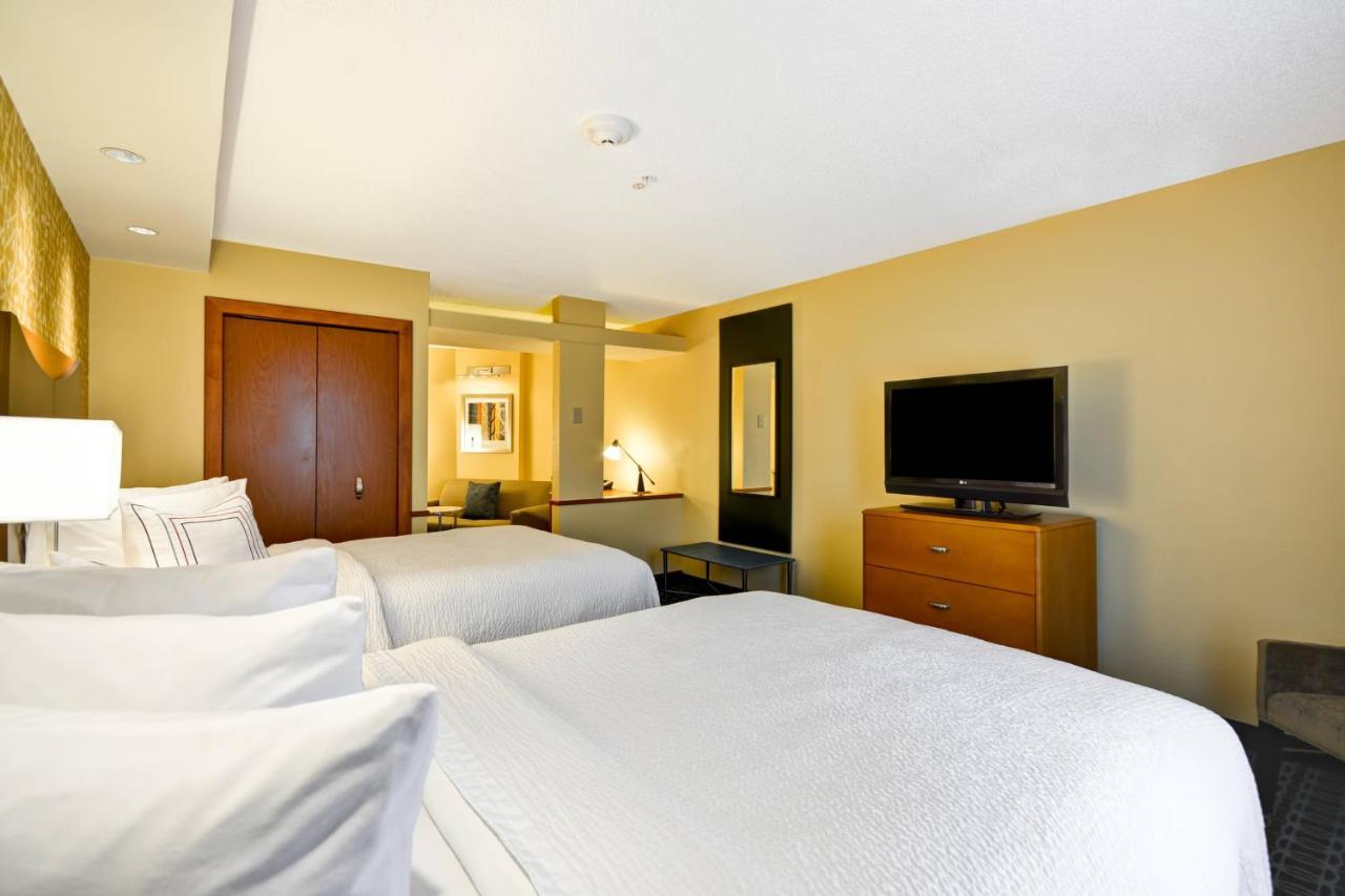 | Fairfield Inn & Suites Tampa Fairgrounds/Casino