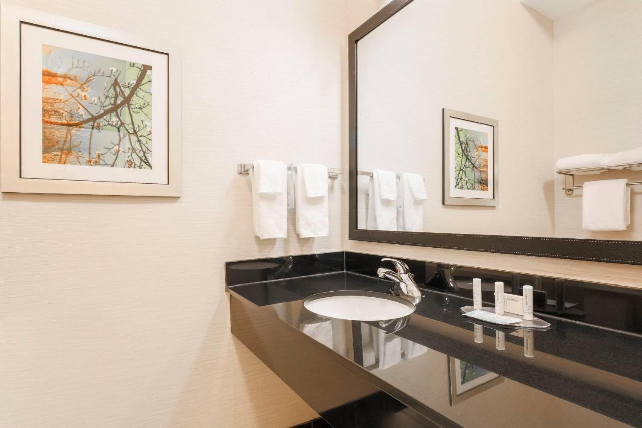 | Fairfield Inn & Suites Tampa Fairgrounds/Casino