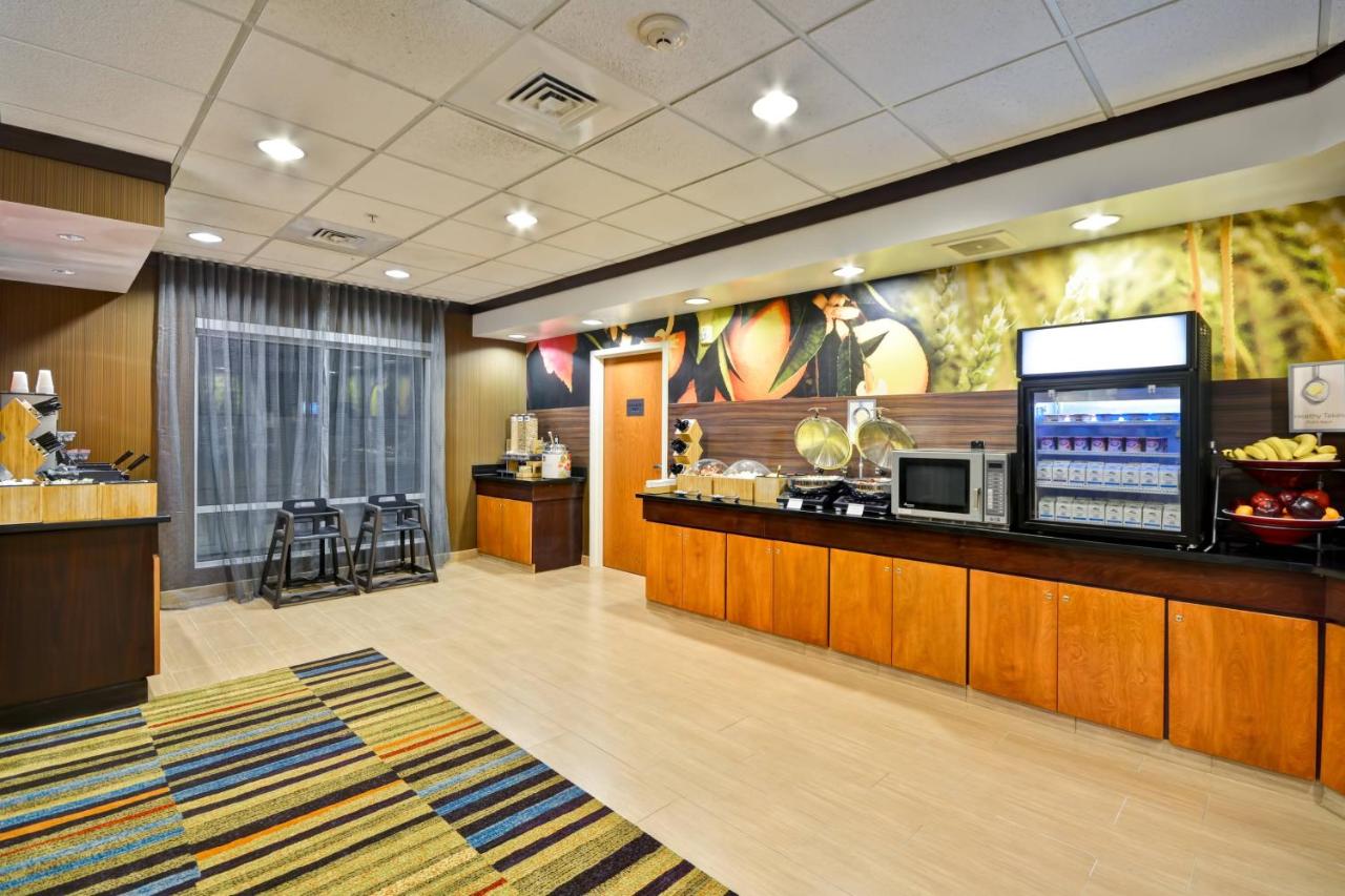 | Fairfield Inn & Suites Tampa Fairgrounds/Casino