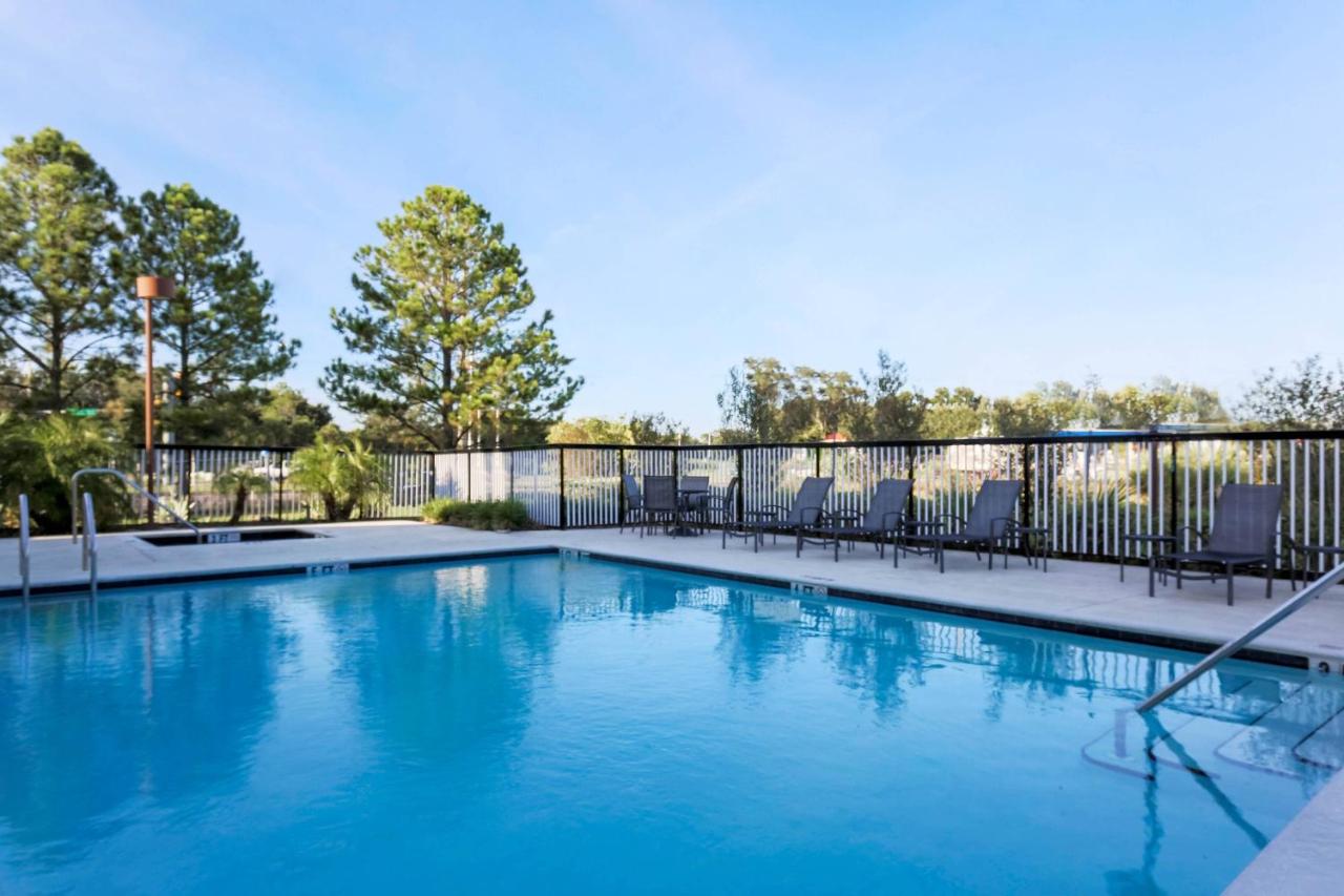| Fairfield Inn & Suites Tampa Fairgrounds/Casino