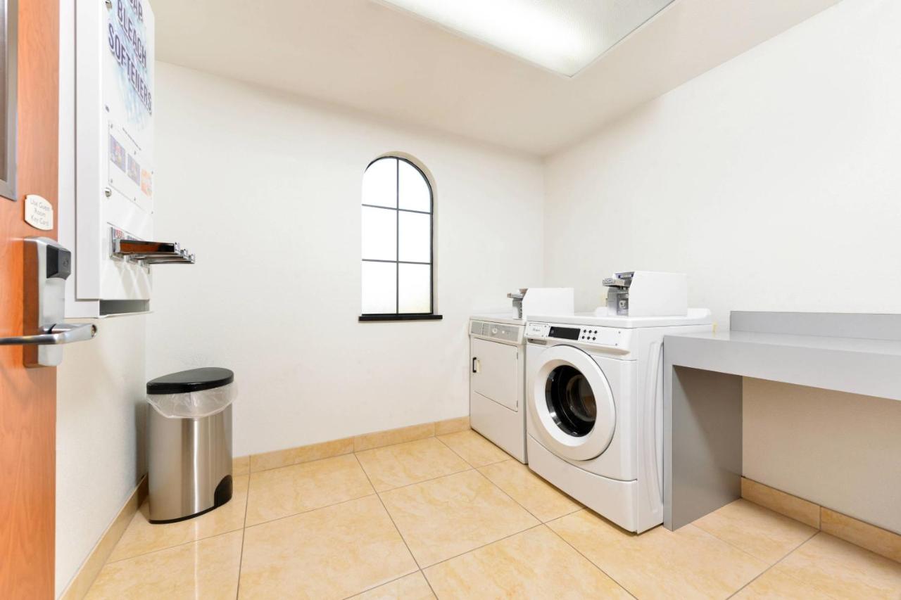  | Fairfield Inn & Suites Santa Cruz - Capitola