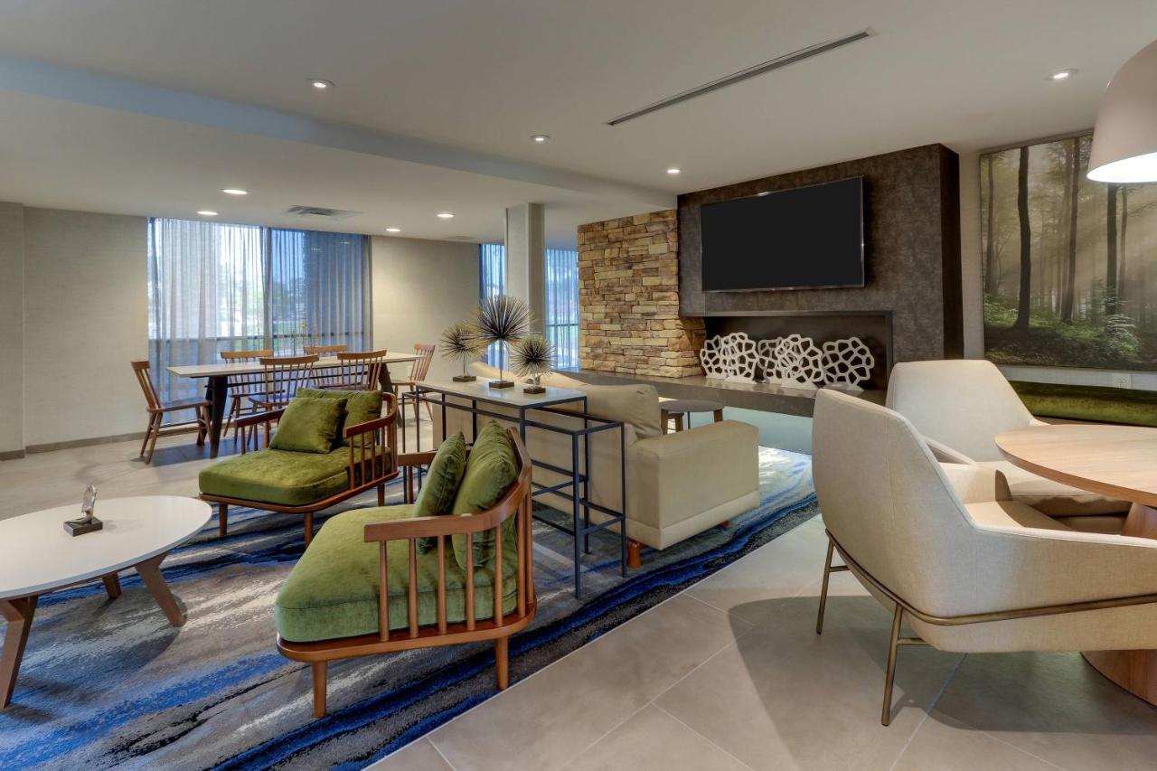 | Fairfield Inn & Suites Southport