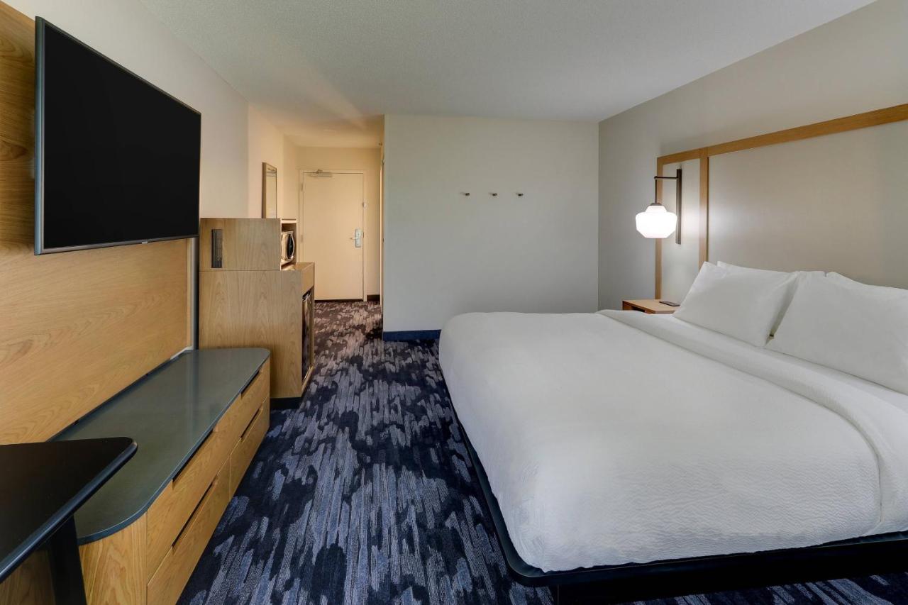 | Fairfield Inn & Suites Southport