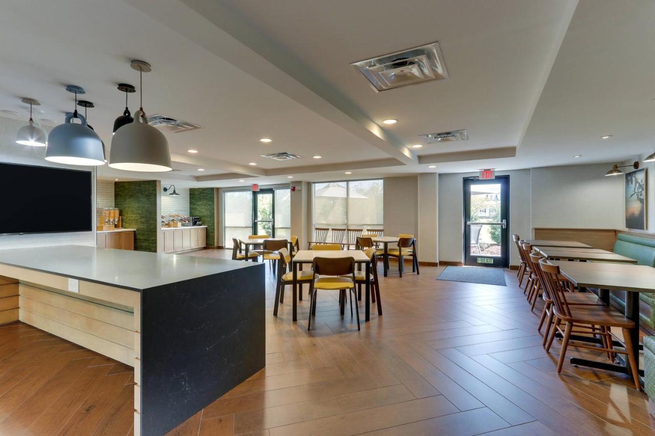 | Fairfield Inn & Suites Southport