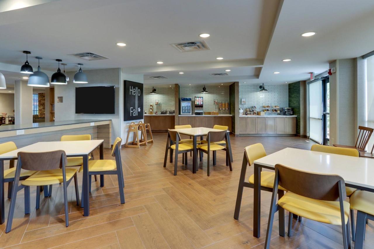 | Fairfield Inn & Suites Southport