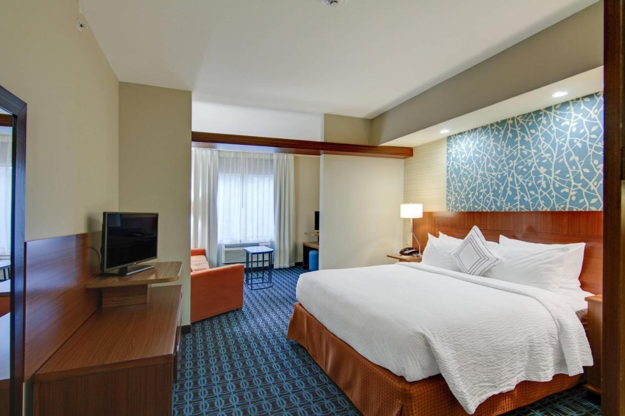 | Fairfield Inn and Suites by Marriott Natchitoches