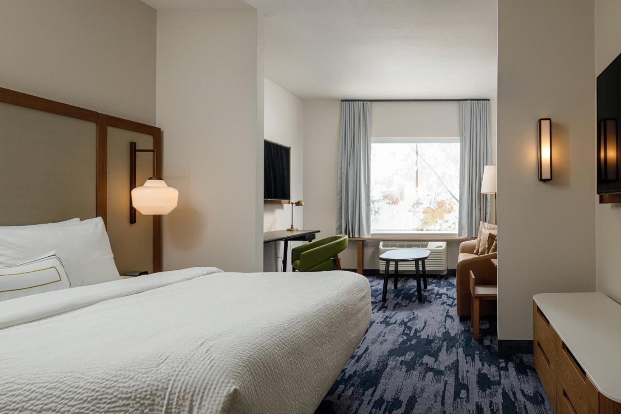 | Fairfield Inn & Suites by Marriott Salina