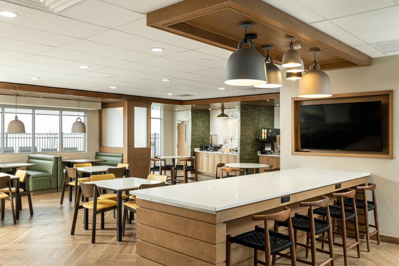 | Fairfield Inn & Suites by Marriott Salina