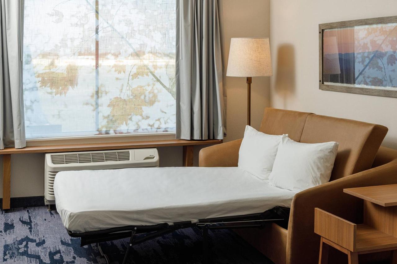 | Fairfield Inn & Suites by Marriott Salina