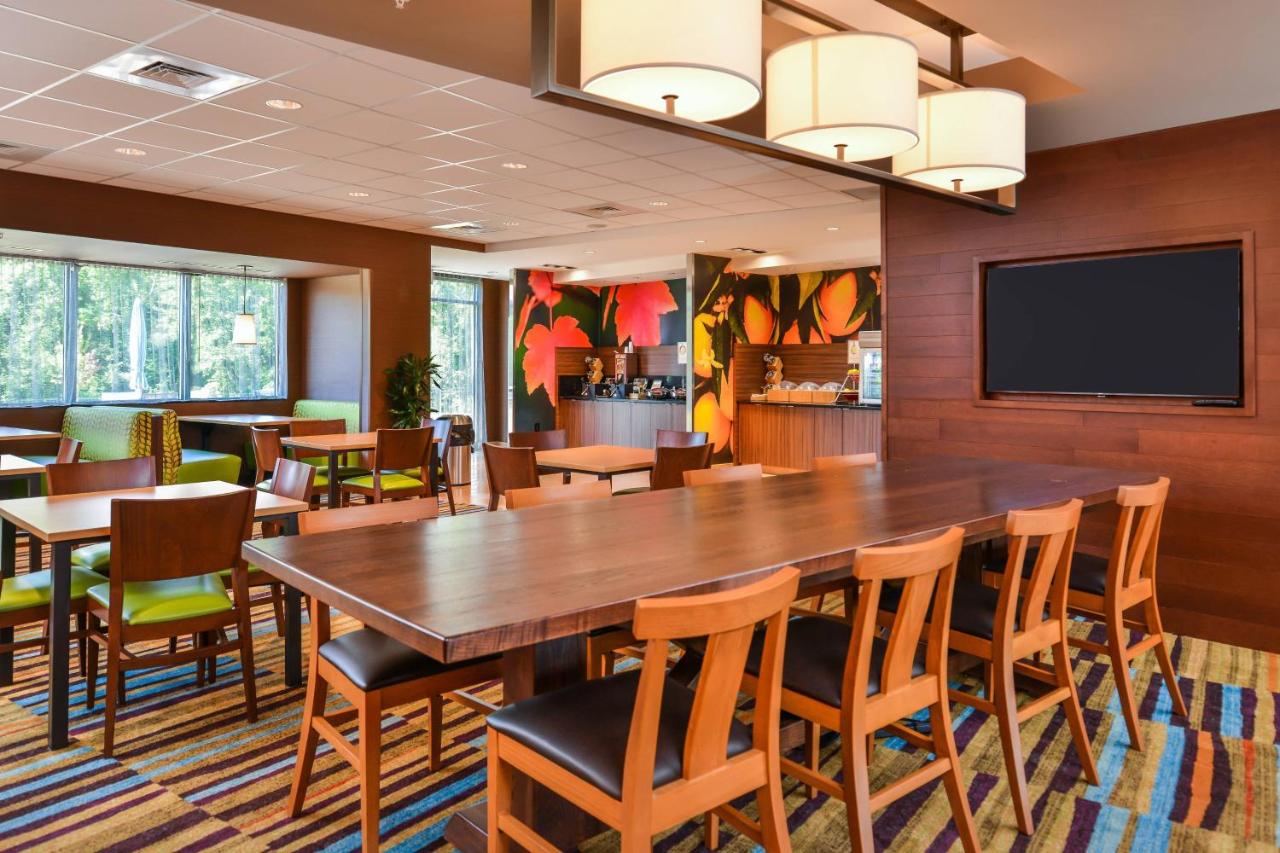 | Fairfield Inn & Suites by Marriott St. Joseph
