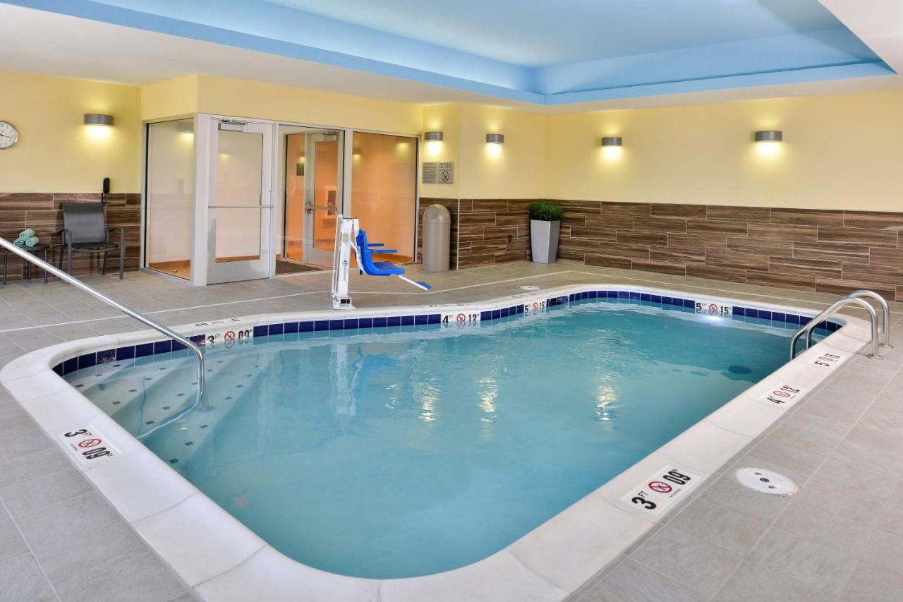 | Fairfield Inn & Suites by Marriott St. Joseph