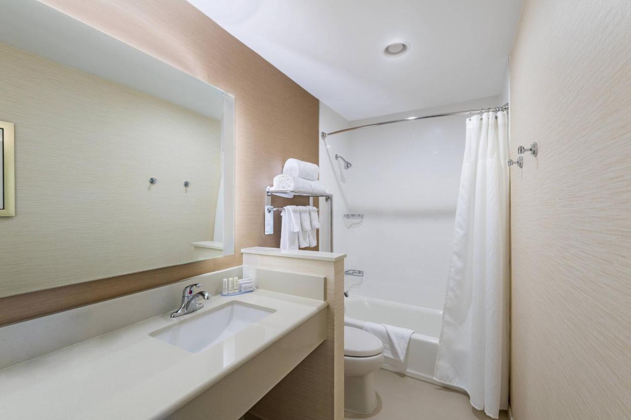 | Fairfield Inn & Suites by Marriott Uncasville Groton Area