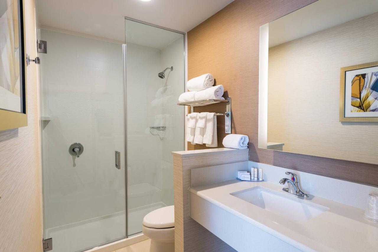 | Fairfield Inn & Suites by Marriott Uncasville Groton Area