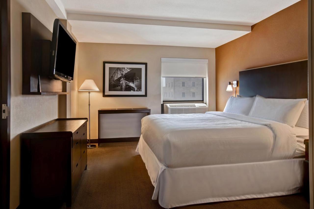 | Four Points By Sheraton Peoria