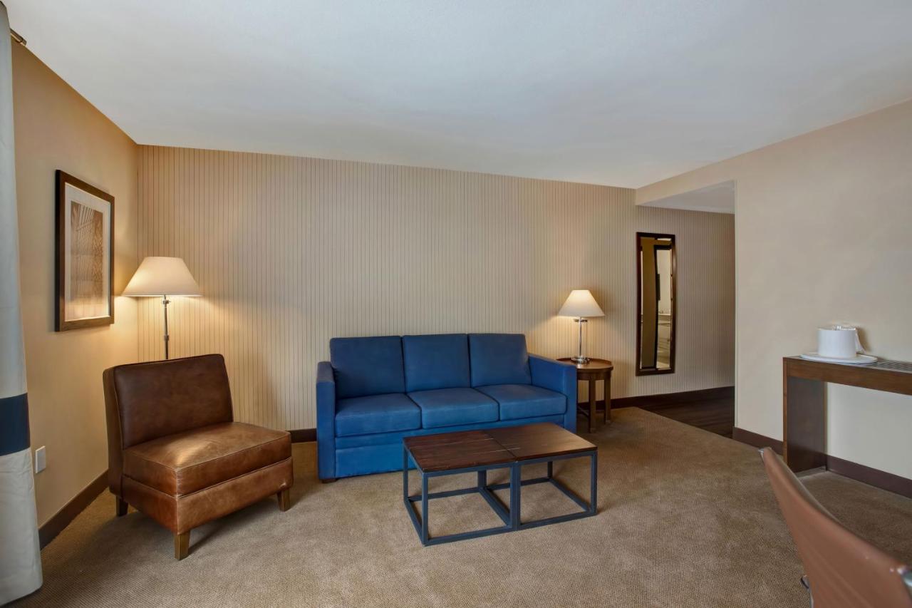 | Four Points By Sheraton Peoria