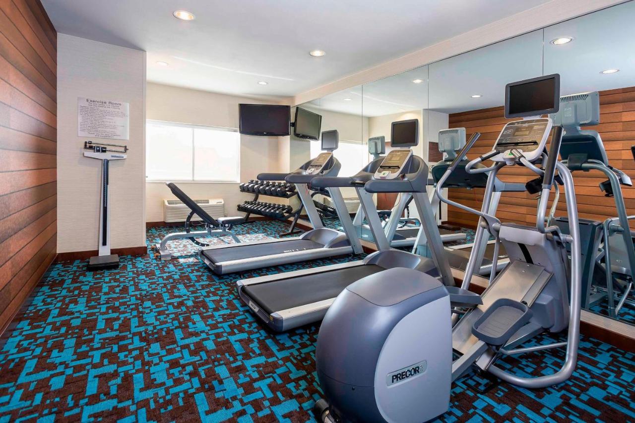 | Fairfield Inn & Suites Holland