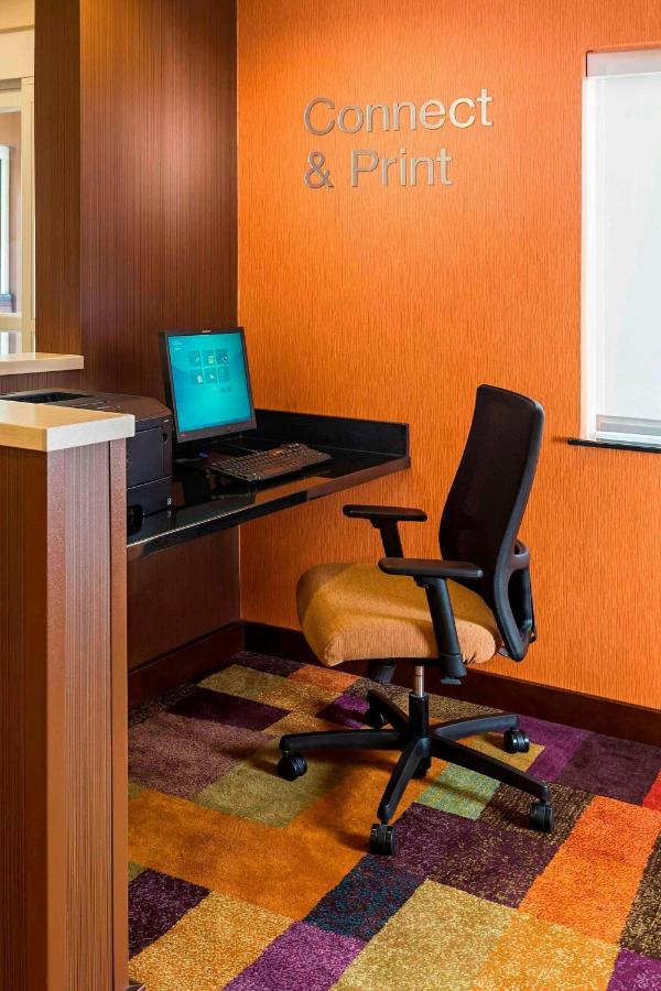 | Fairfield Inn & Suites Holland